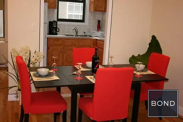 Rented by Bond New York | media 12