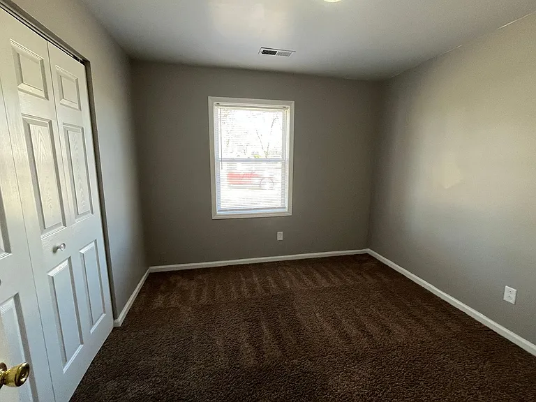 624 Kimberton Dr — Photo 7