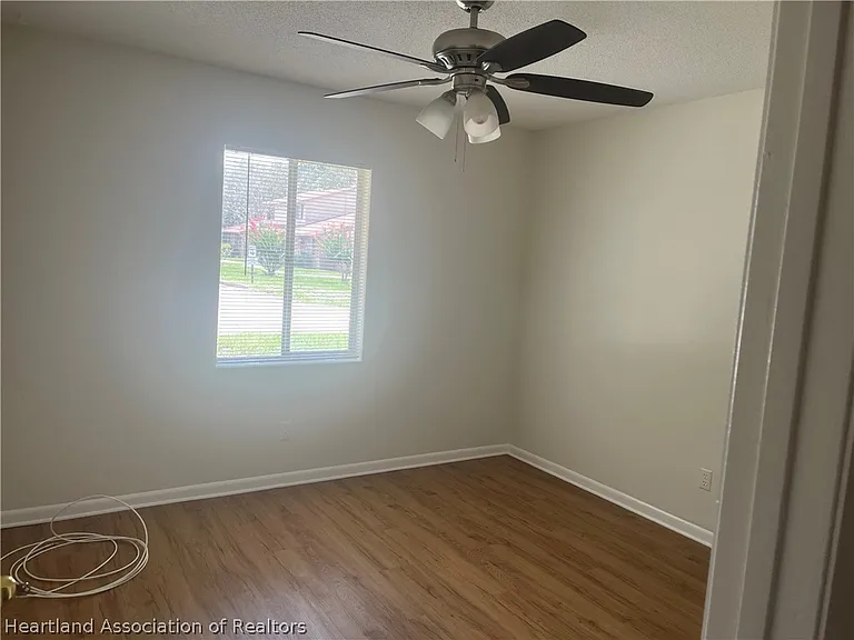 3126 Spinks Rd — Photo 6