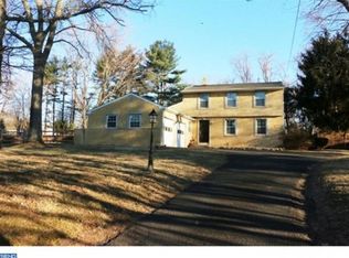 1041 Mount Eyre Rd, Washington Crossing, PA 18977