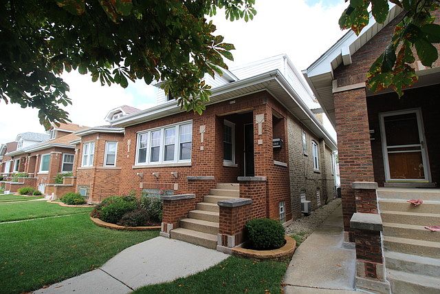 1st image of 5010 W Wrightwood Ave