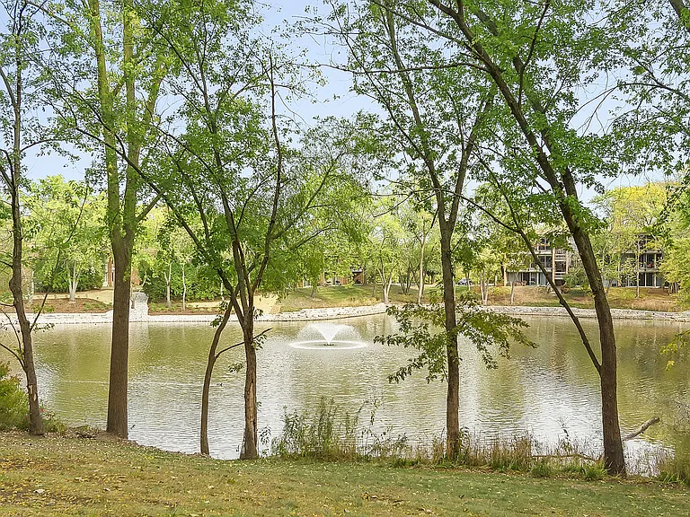 6023 Forest View Rd #1E — Photo 29