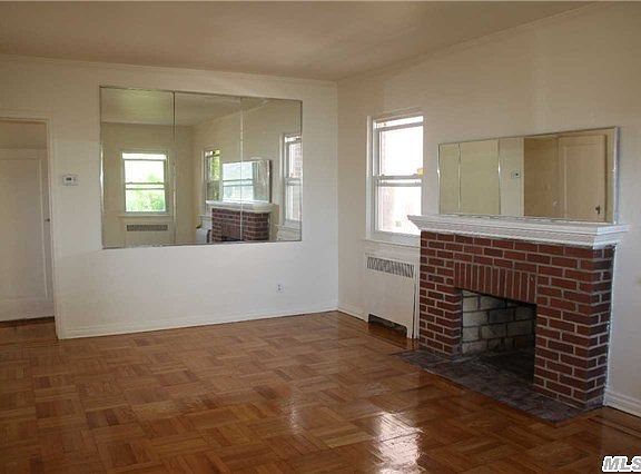 3rd image of 6406 Asquith Cres #1