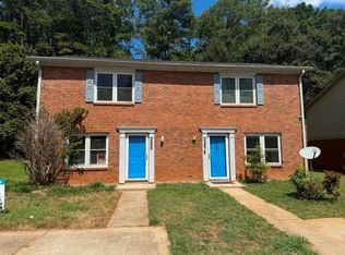 5267 Ridge Forest Dr, Stone Mountain, GA 30083