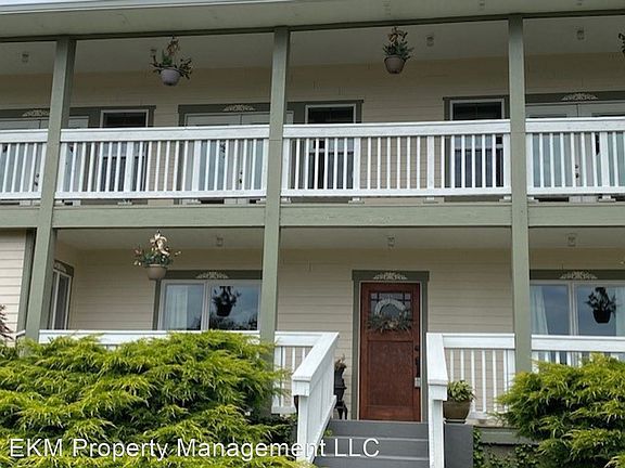 3rd image of 9006 SE Evergreen Hwy
