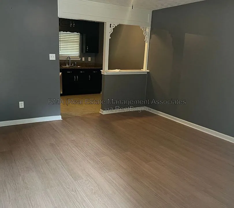 121 Hillpine Trl #A