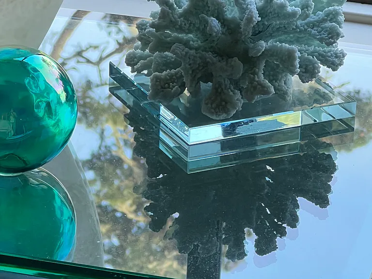 Designer Ocean details.