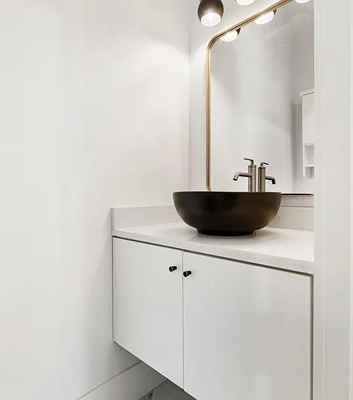 4413 S 88th St — Photo 38