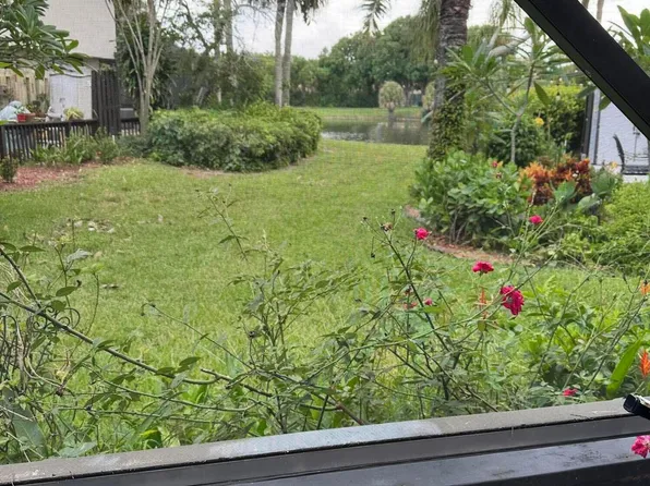 5726 FOX HOLLOW Drive #G, Boca Raton, FL 33486