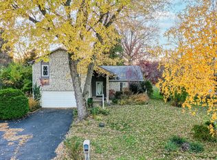 6702 Bloomfield Dr, Indianapolis, IN
