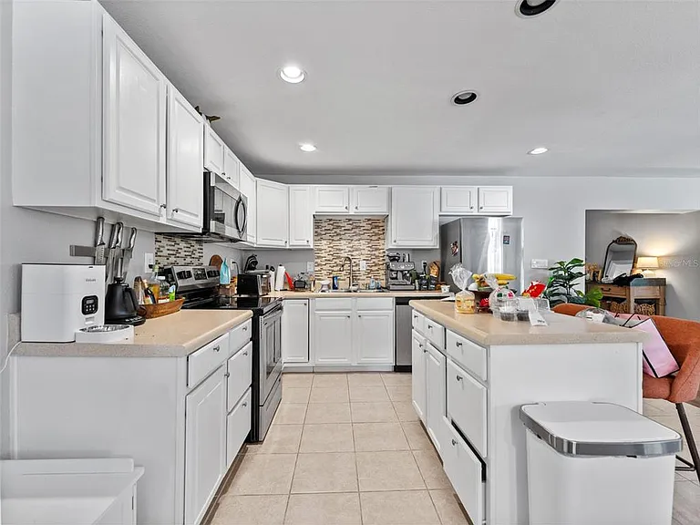 2002 S Habana Ave #C — Photo 11