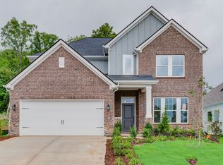 210 Woodhall Ct LOT 8, White House, TN 37188