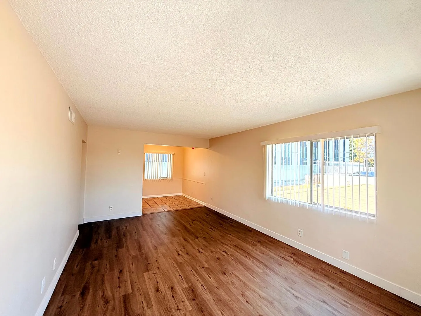 11185 Carson Drive — Photo 3