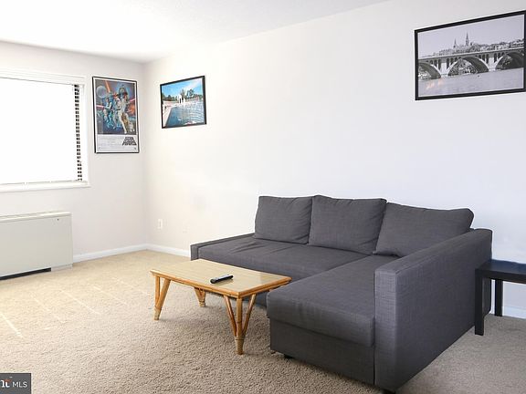 2nd image of 3515 Washington Blvd APT 501