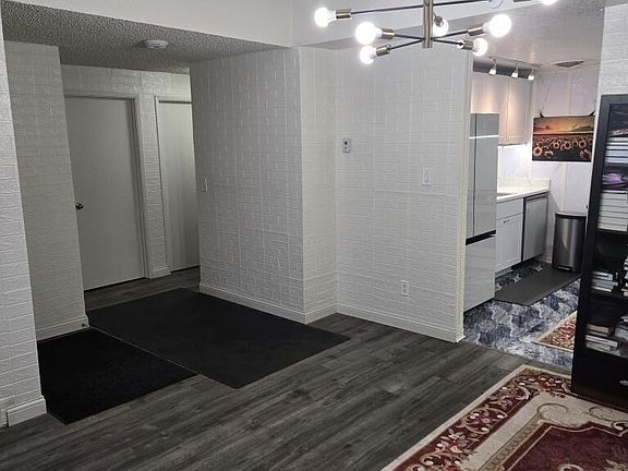 5th image of 4322 Reka Dr