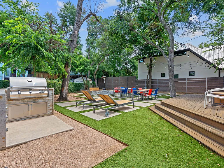 1509 Juliet St — Photo 1