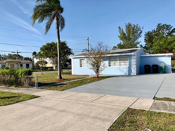 2nd image of 1241 S E Street