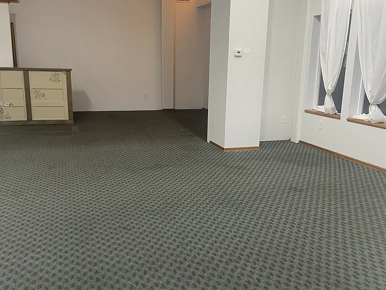 170 N Main St — Photo 14