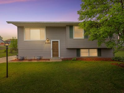 3263 W 74th Ln, Merrillville, IN, 46410