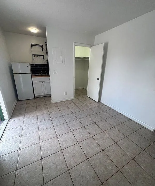 3411 Broadway #3