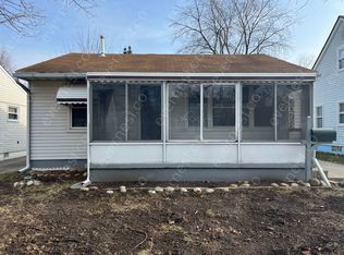 20762 La Salle Blvd, Warren, MI 48089