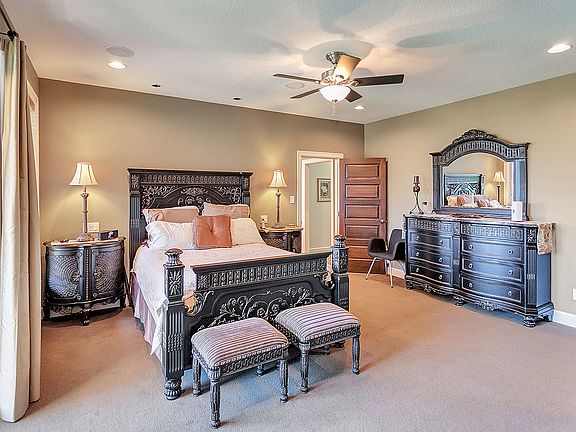 Upper level master bedroom