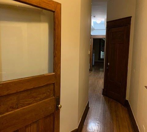 5th image of 3358 S Giles Ave APT 1