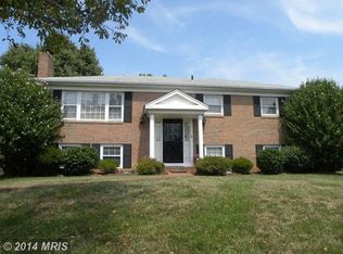 7605 Hayfield Rd, Alexandria, VA 22315