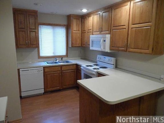 2nd image of 1561 Creek Meadows Drive NW