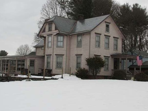 3rd image of 3 E Elm Ave
