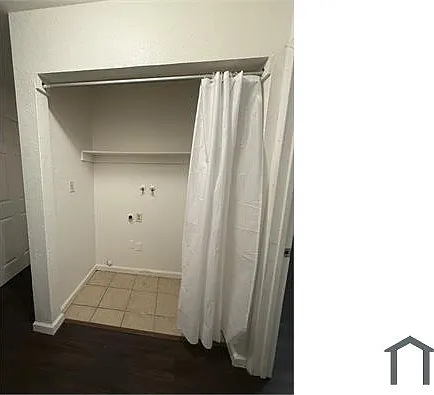 2859 Chelmsford Way — Photo 12