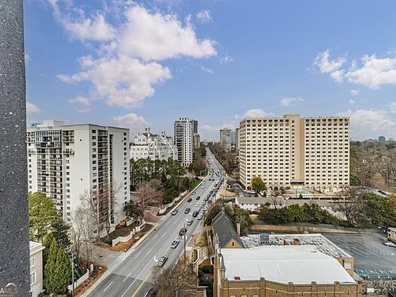 3rd image of 2425 Peachtree Rd NE #1401