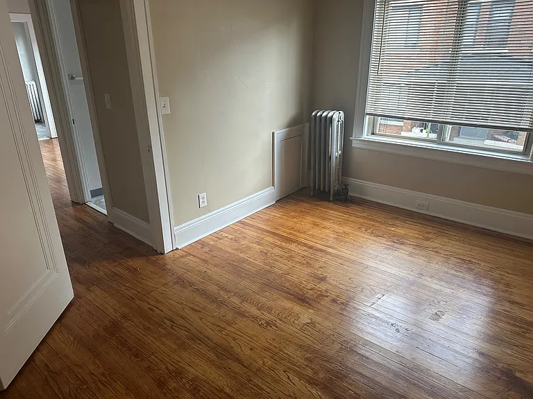 Highland Manor Apartments — Photo 25
