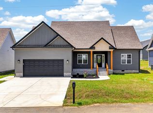707 Lasters Ave, Elkton, KY 42220