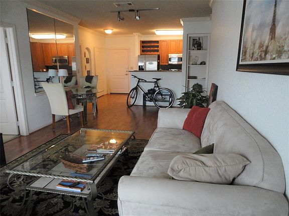 3rd image of 1711 Old Spanish Trl APT 257