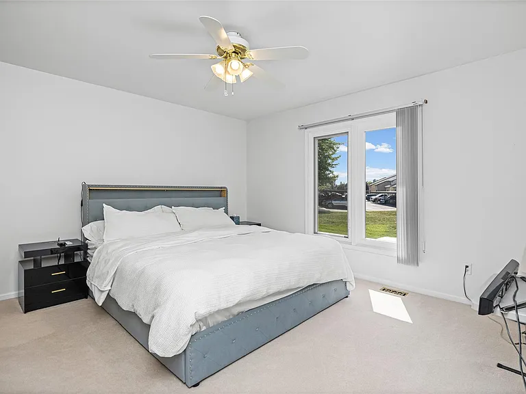 35263 Kings Forest Blvd — Photo 24