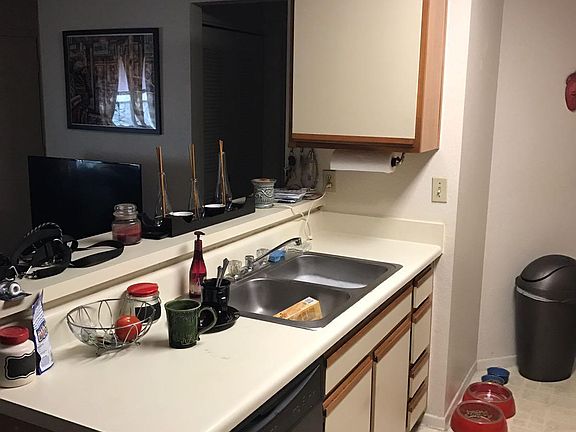 5th image of 629 Dory Ln Unit 306