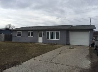 802 Huron Way, Auburn, IN 46706