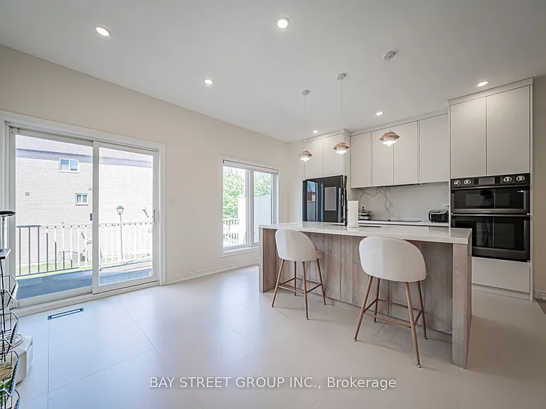 16 Dahlia Rd — Photo 6