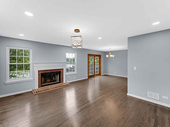 3rd image of 1242 Appaloosa Way #1242