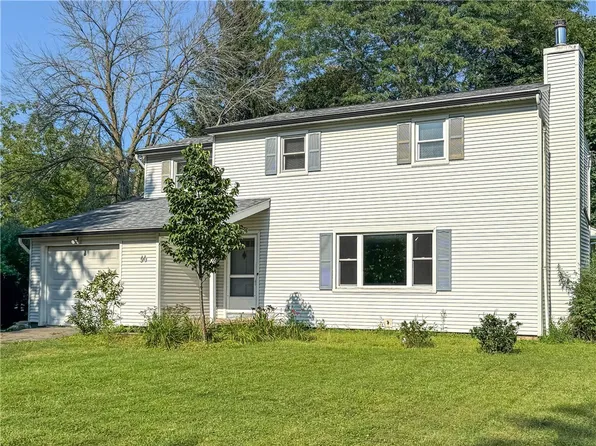 90 Underwood Ave, Hilton, NY 14468