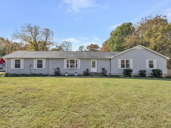 3049 Dell Dr, Hermitage, TN 37076