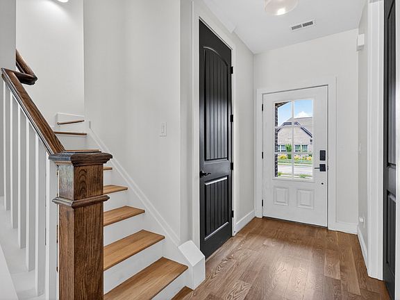 5th image of 2307 Stockwood Trl