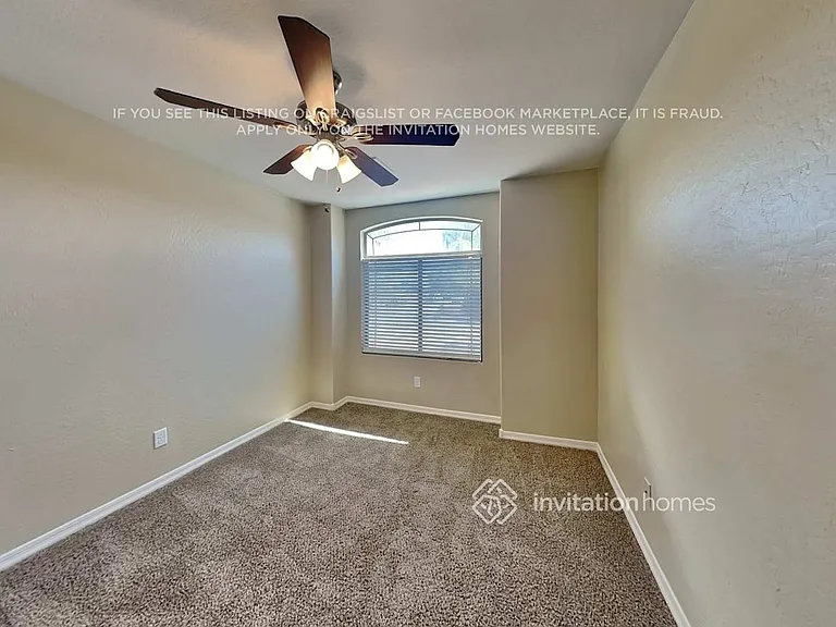 1352 E Kelsi Ave — Photo 11