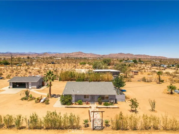 950 Single Tree Rd, Landers, CA 92285