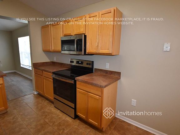 5th image of 6916 Crown Lake Dr