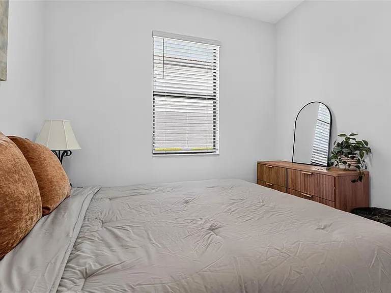 15522 Islandwalk Ave — Photo 36