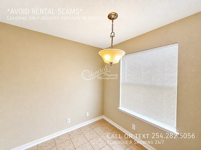 15007 Chamberlain Ct — Photo 8