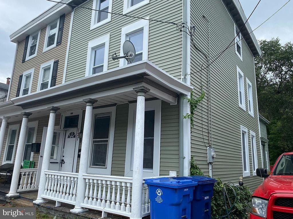 121 Mill St, Mount Holly, NJ 08060 | Zillow