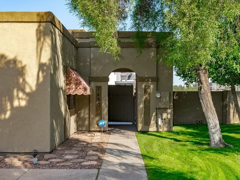 1430 W La Jolla Dr #1430 — Photo 35